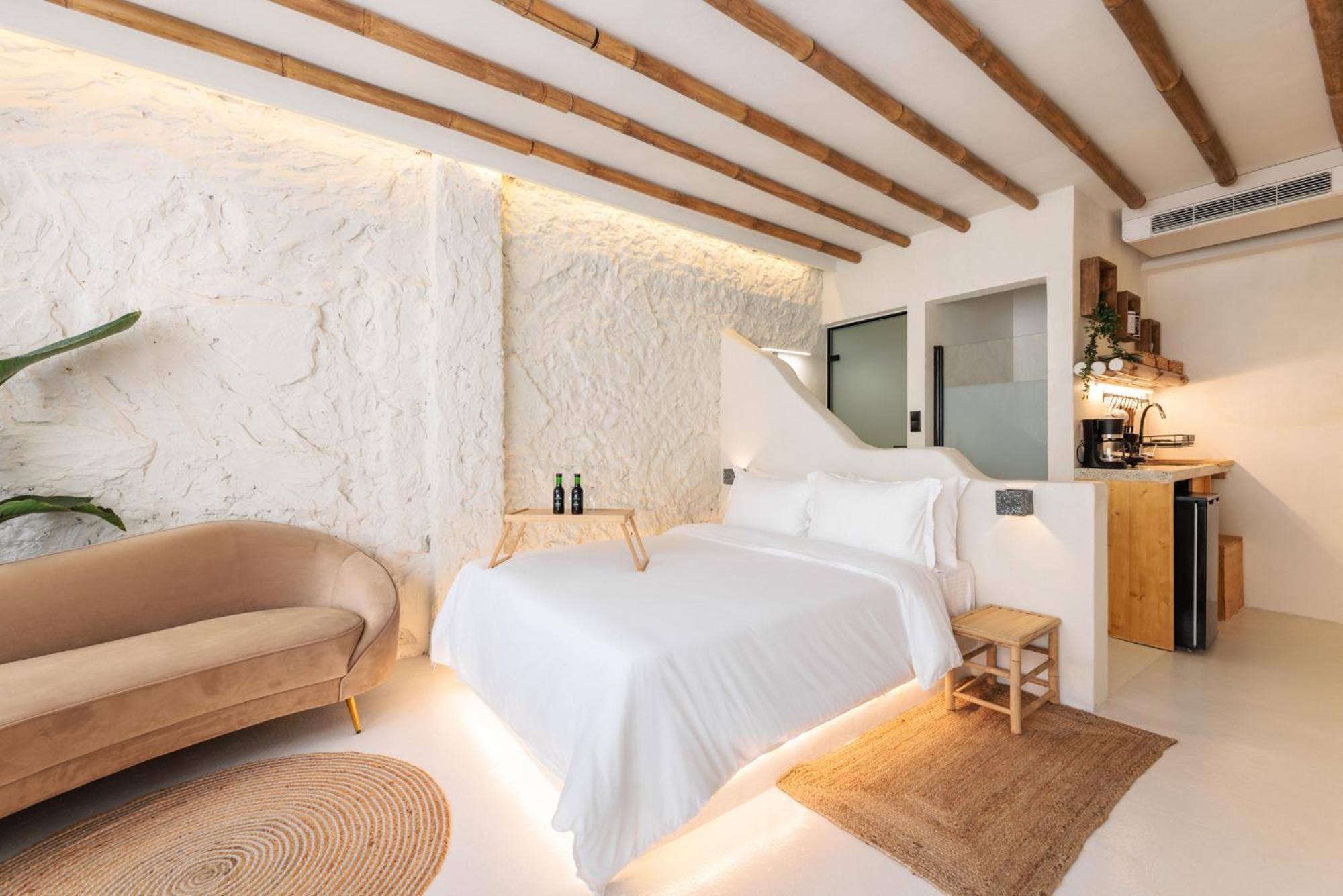 Unique Room-jacuzzi And Balcony * Salonic